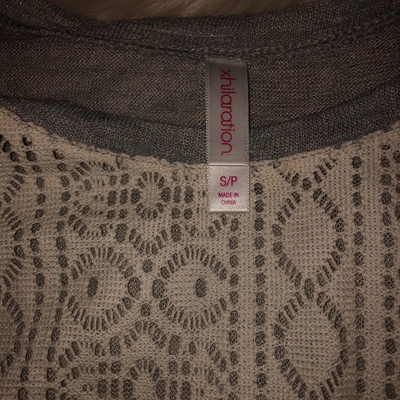 Long sleeve grey lace shirt - Picture 3 of 4